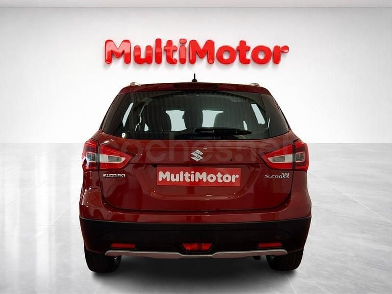 Usado Suzuki SX4 S-Cross GLX 111 CV (81 kW) 2018 Rojo SUV
