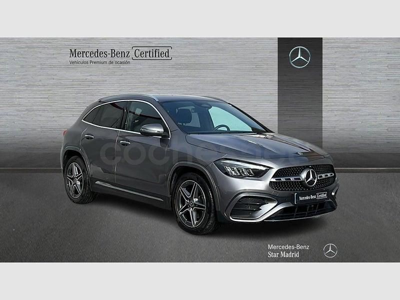 Usado Mercedes GLA200 163 CV (119 kW) 2025 Gris / plata SUV