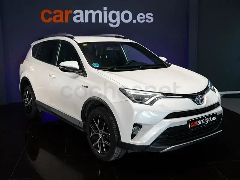 Usado Toyota RAV4 Hybrid Executive 197 CV (144 kW) 2016 Blanco SUV