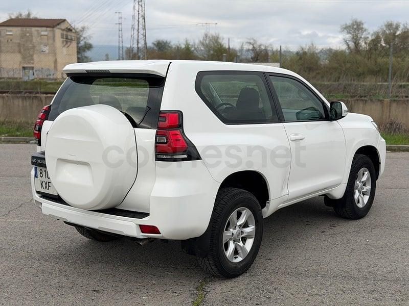 Usado Toyota Land Cruiser 177 CV (130 kW) 2019 Blanco SUV