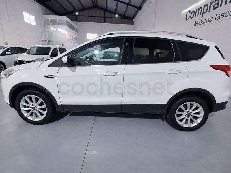 Usado Ford Kuga Titanium 150 HP (110 kW) 2016 Branco SUV