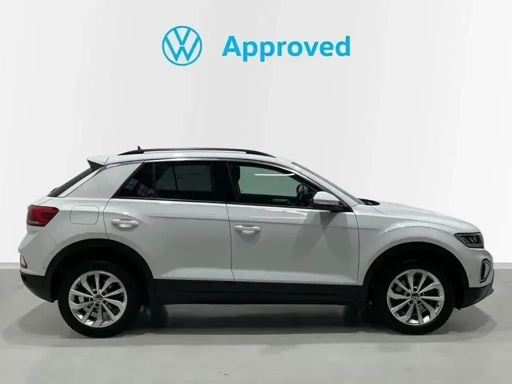 Usado VW T-Roc Life 150 CV (110 kW) 2023 Blanco SUV