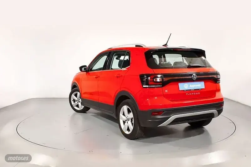 Usado VW T-Cross Sportline 110 CV (80 kW) 2021 Rojo SUV