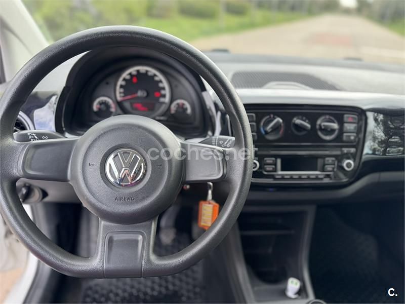 Usado VW up! high up! 75 CV (55 kW) 2013 Blanco Utilitario