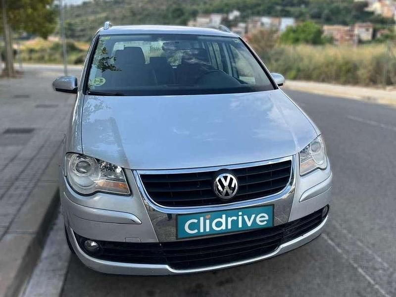 Usado VW Touran Edition 105 CV (77 kW) 2008 Gris Monovolumen