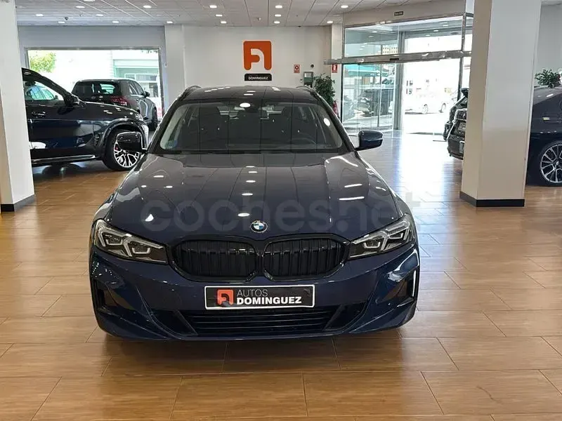 Usado BMW 318 150 CV (110 kW) 2023 Azul Familiar