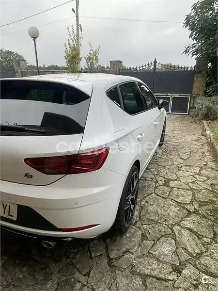 Usado Seat Leon FR 150 CV (110 kW) 2019 Blanco Berlina