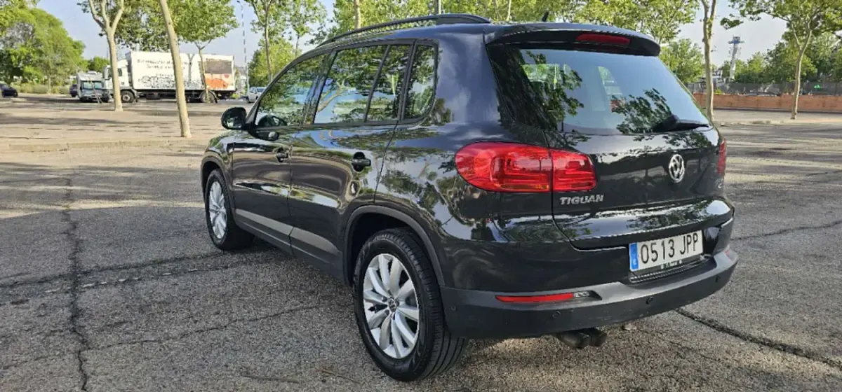 Usado VW Tiguan Advance 150 CV (110 kW) 2016 Gris SUV