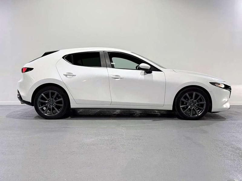 Usado Mazda 3 Prime-Line 140 CV (102 kW) 2025 Blanco Utilitario