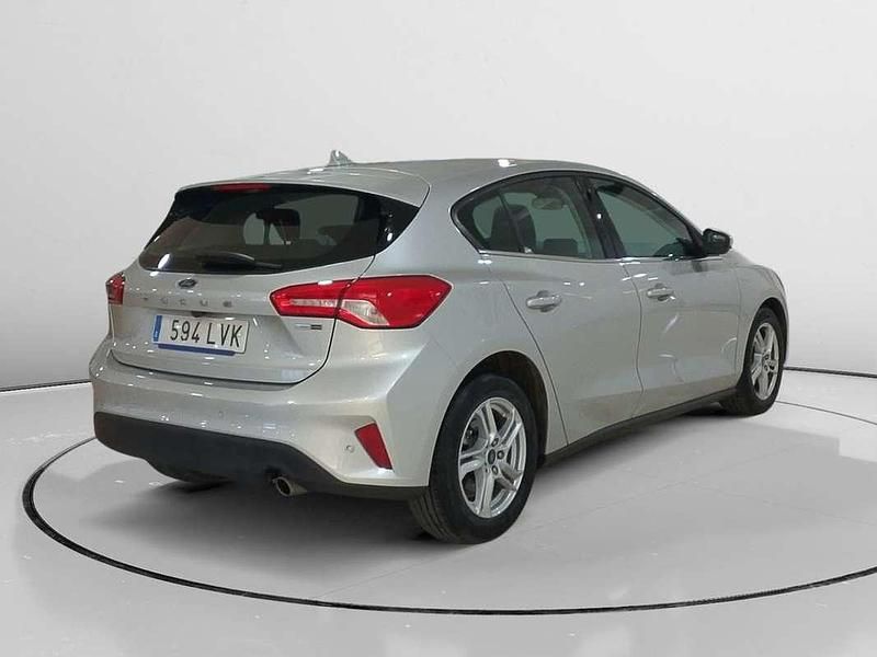 Usado Ford Focus Trend+ 126 CV (92 kW) 2021 Gris Utilitario