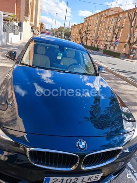 Azul Usado 2015 BMW 318 Gran Turismo Berlina | 9000 € (Un poco caro) - Imagen 1/4
