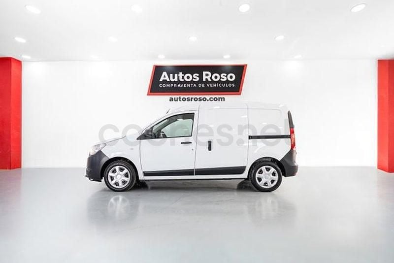 Usado Dacia Dokker Essentiel 107 CV (78 kW) 2021 Blanco Monovolumen