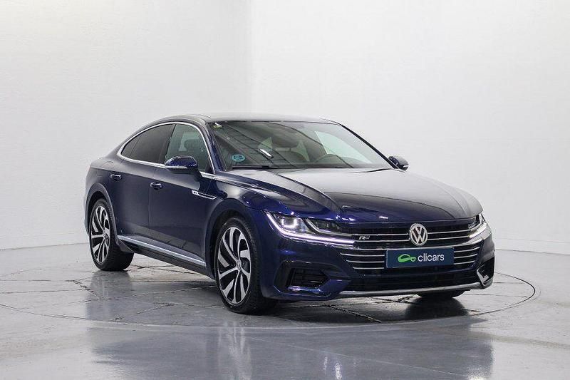 Usado VW Arteon R-line 150 CV (110 kW) 2018 Azul Berlina
