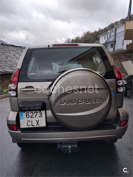 Usado Toyota Land Cruiser 163 CV (119 kW) 2003 Beige SUV