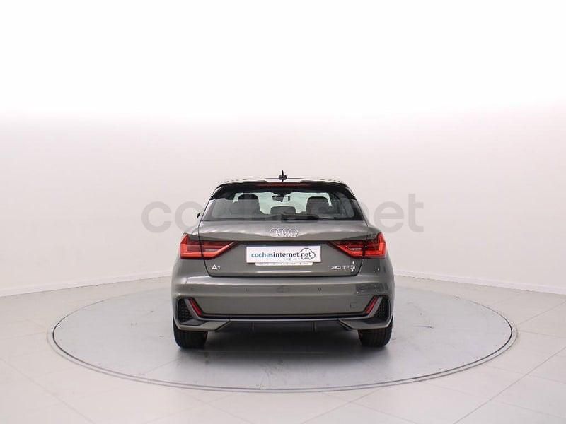 Usado Audi A1 Sportback 116 CV (85 kW) 2025 Gris / plata Utilitario
