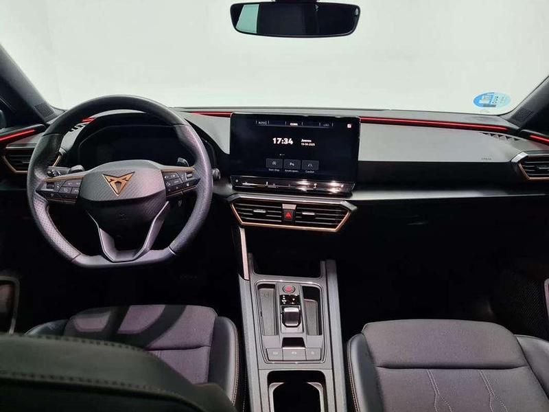 Usado Cupra Leon 150 CV (110 kW) 2024 Gris Utilitario