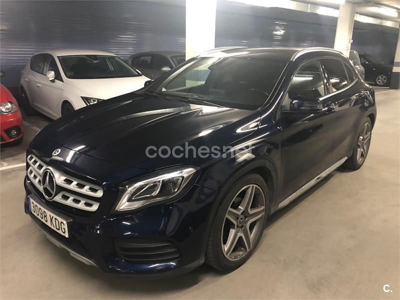 Azul Usado 2017 Mercedes GLA200 SUV | 17.500 € (Buen precio) - Imagen 1/4