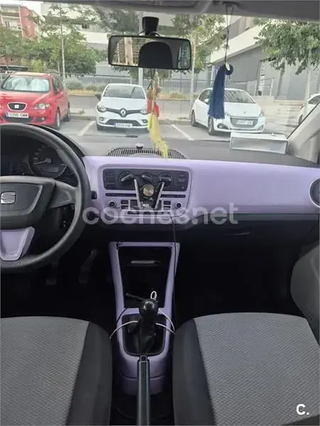 Usado Seat Mii Style 60 CV (44 kW) 2014 Gris / plata Utilitario