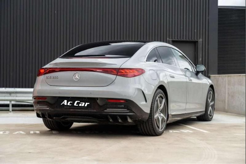 Usado Mercedes EQE300 Edition 180 kW (245 CV) 2024 Gris Berlina
