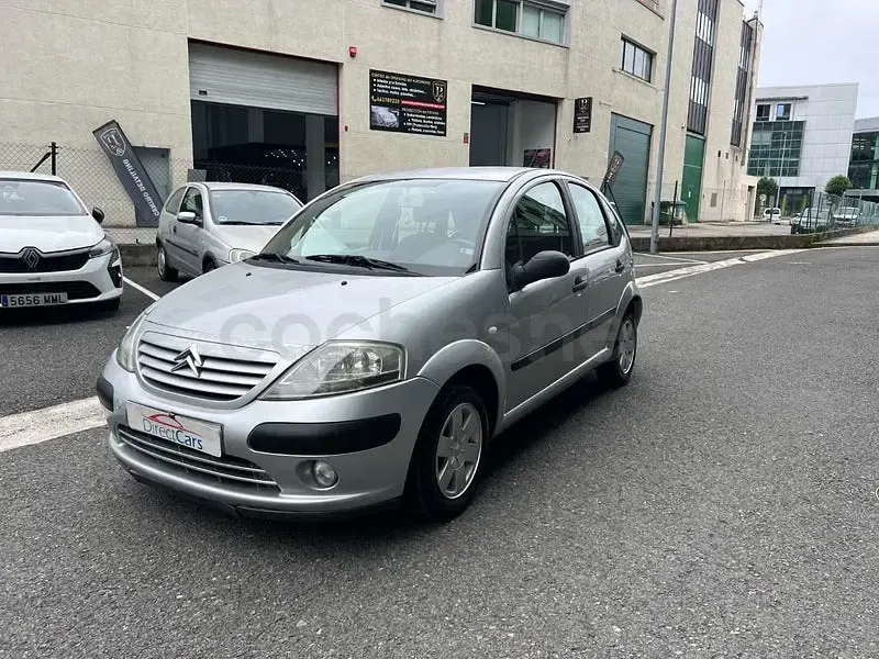 Usado Citroën C3 75 CV (55 kW) 2003 Gris / plata Berlina