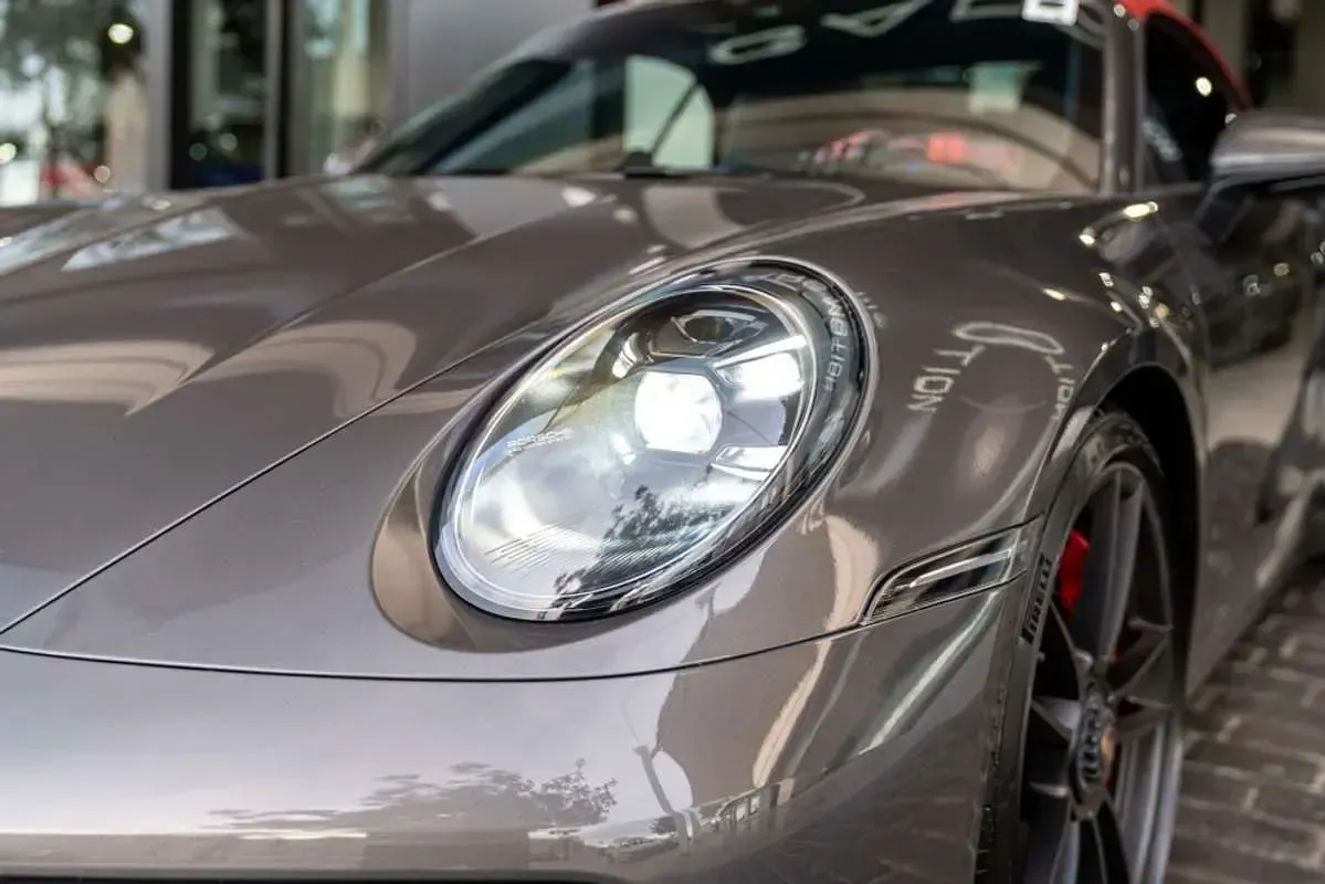 Usado Porsche 911 Carrera GTS 480 CV (353 kW) 2023 Gris Descapotable