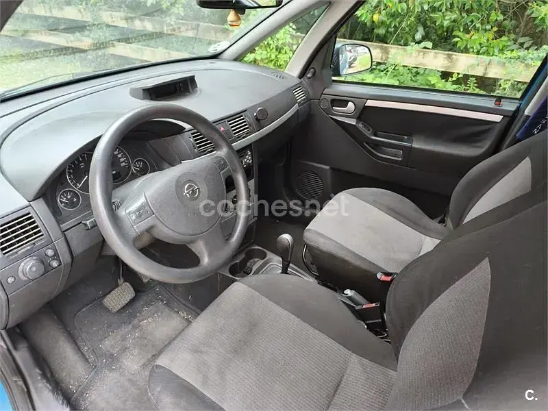 Usado Opel Meriva Enjoy 100 CV (73 kW) 2004 Azul Monovolumen