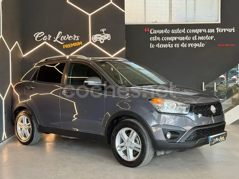 Usado SsangYong Korando 149 CV (109 kW) 2016 Azul SUV