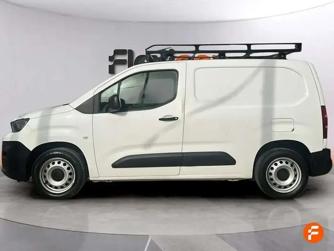 Usado Peugeot Partner S 102 CV (75 kW) 2022 Blanco Monovolumen