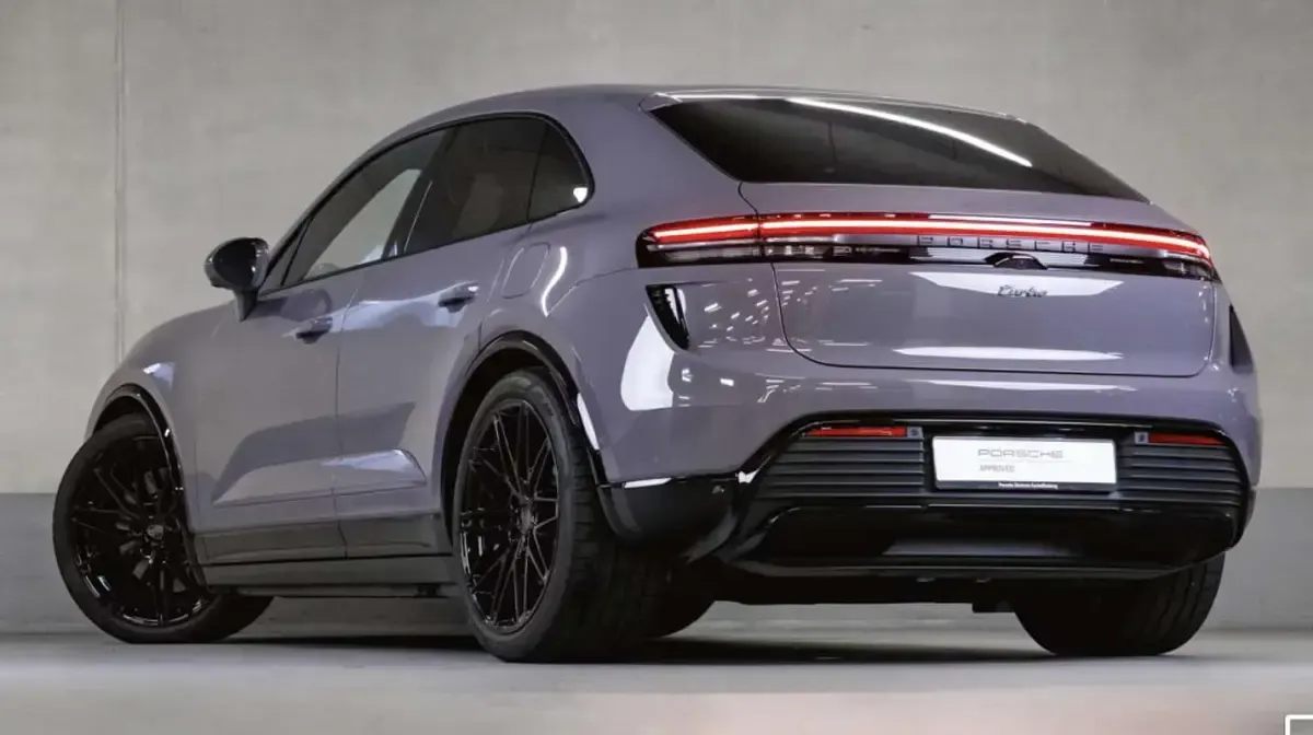 Usado Porsche Macan Turbo 469 kW (639 CV) 2024 Burdeos SUV