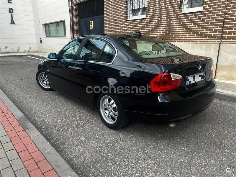 Usado BMW 320 163 CV (119 kW) 2006 Negro Berlina