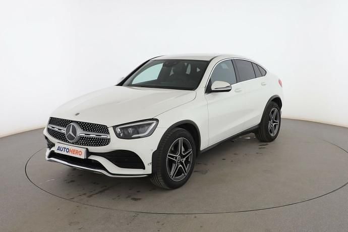 Blanco Usado 2021 Mercedes GLC200 AMG line SUV | 43.199 € (Precio justo) - Imagen 1/3