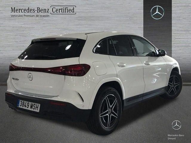 Usado Mercedes EQA250 139 kW (190 CV) 2024 Blanco polar SUV