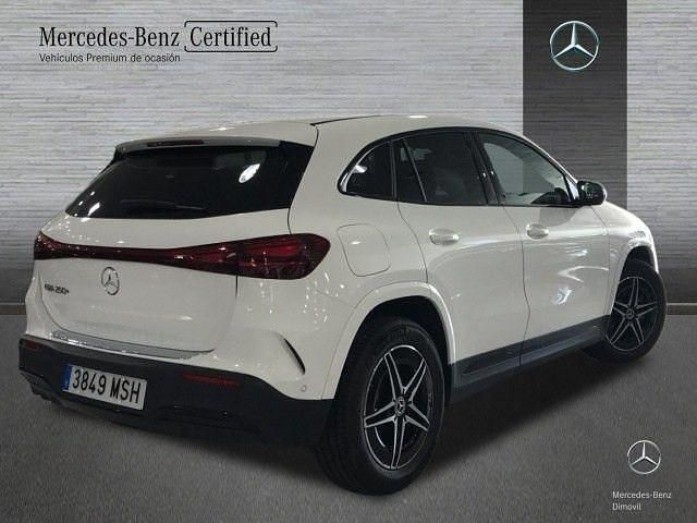 Usado Mercedes EQA250 139 kW (190 CV) 2024 Blanco polar SUV
