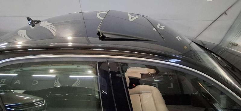 Usado Mercedes E200 184 CV (135 kW) 2011 Negro Berlina