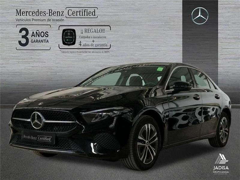 Usado 2024 Mercedes A250 Berlina | 33.009 € (Precio justo) - Imagen 1/4