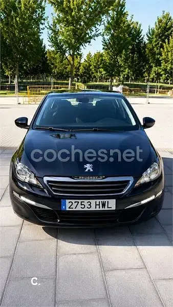 Usado Peugeot 308 Active 92 CV (67 kW) 2014 Negro Berlina