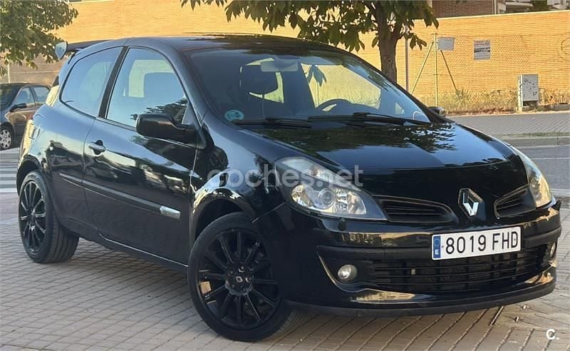 Usado Renault Clio II Exception 140 CV (102 kW) 2006 Negro Berlina