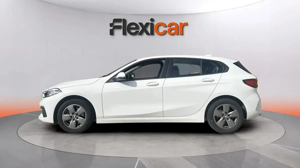 Usado BMW 116 116 CV (85 kW) 2021 Blanco Utilitario