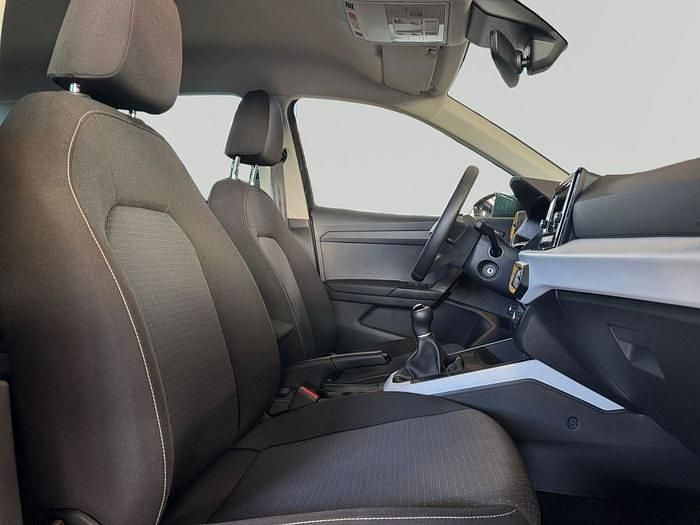 Usado Seat Arona Style 115 CV (84 kW) 2025 Gris SUV