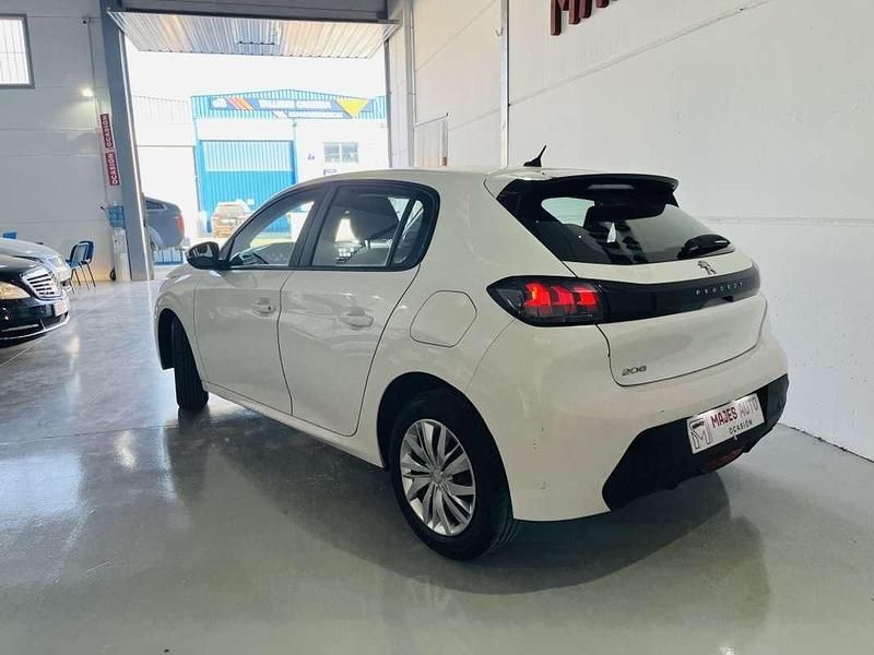 Usado Peugeot 208 Active 102 CV (75 kW) 2021 Blanco Utilitario