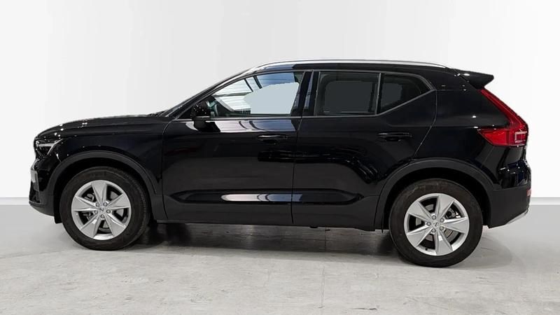 Usado Volvo XC40 Core 163 CV (119 kW) 2024 SUV