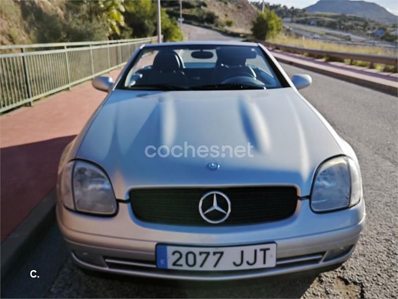 Gris / plata Usado 1999 Mercedes SLK200 Descapotable | 6500 € (Precio justo) - Imagen 1/4