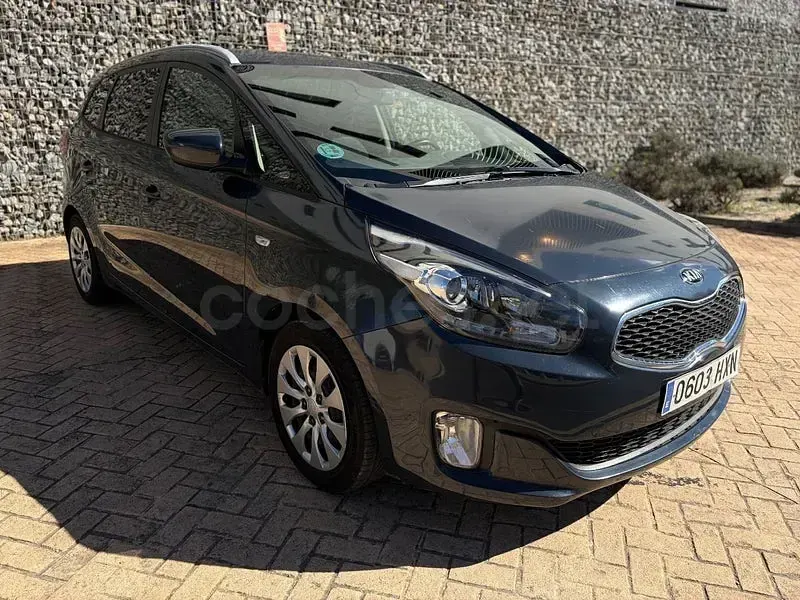 Usado Kia Carens 135 CV (99 kW) 2014 Negro Monovolumen