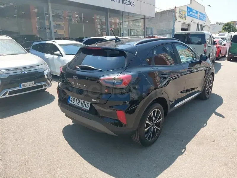 Usado Ford Puma Titanium 125 CV (91 kW) 2023 Negro SUV