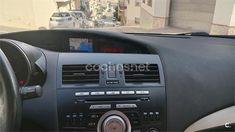 Käytetty Mazda 3 Style 109 HP (80 kW) 2011 Musta Sedan