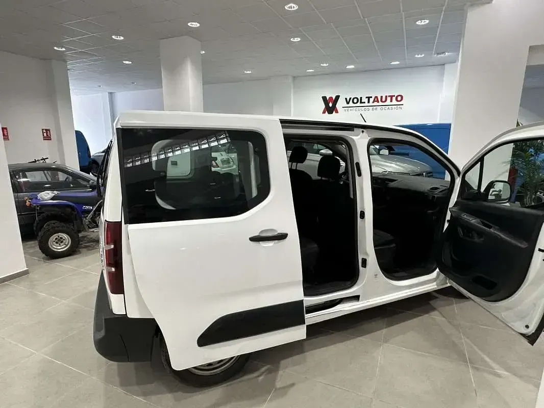 Usado Citroën Berlingo 102 CV (75 kW) 2019 Blanco Monovolumen