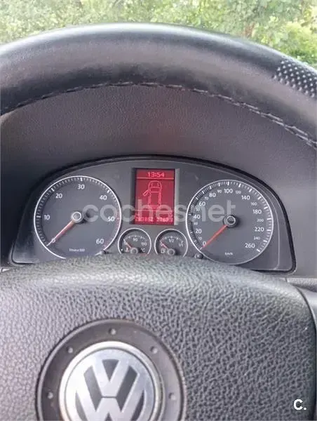 Usado VW Touran 105 CV (77 kW) 2007 Negro Monovolumen