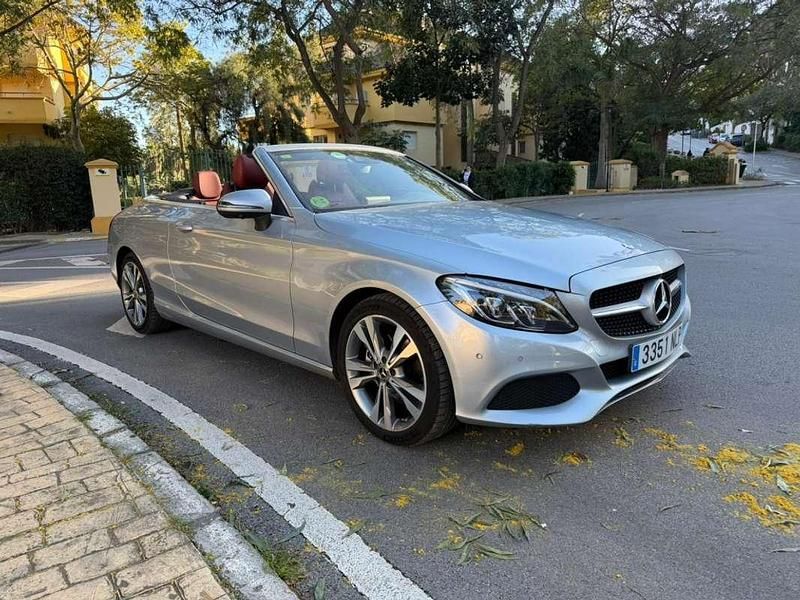Usado Mercedes C200 184 CV (135 kW) 2017 Plateado Descapotable