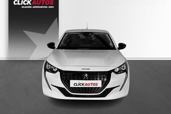 Usado Peugeot 208 Allure 100 CV (73 kW) 2023 Negro Utilitario