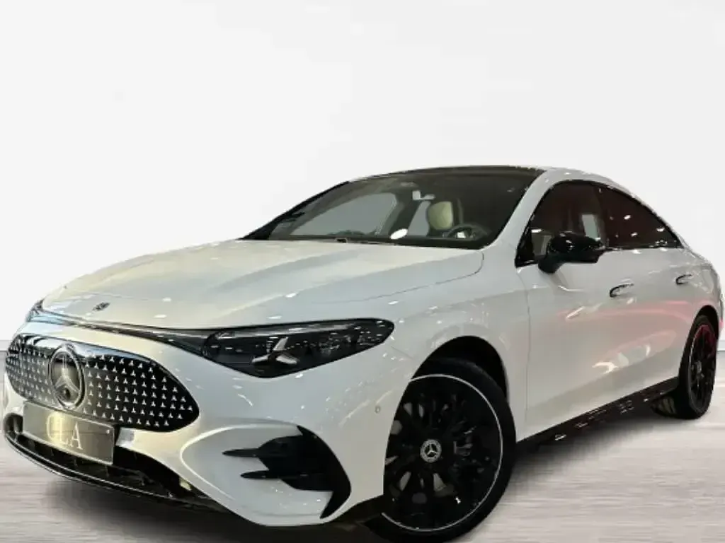 Usado Mercedes CLA 250+ 200 kW (272 CV) 2025 Berlina